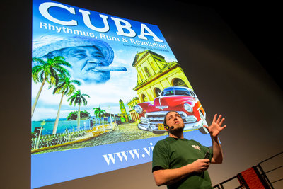 Pascal Violo auf der Bühne Pascal Violo auf der Bühne