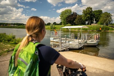 Weserfähre 1_Foto TeutoburgerWaldTourismus, D